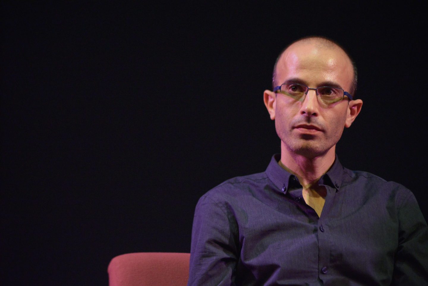 Professor Yuval Noah Harari, author and Professor of History at the Hebrew University of Jerusalem, speaks about themes from his new book 'Homo Deus: A Brief History of Tomorrow' on September 8, 2016 at the Dancehouse Theatre as part of the Manchester Literature Festival in Manchester, England. (Photo by Jonathan Nicholson/NurPhoto via Getty Images)